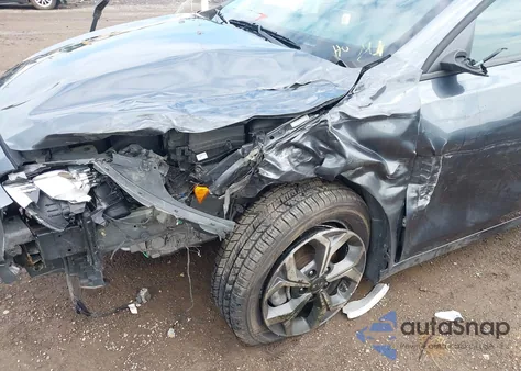 2021 Kia Forte Fe/Lxs from USA, damaged, VIN 3KPF24AD1ME372649